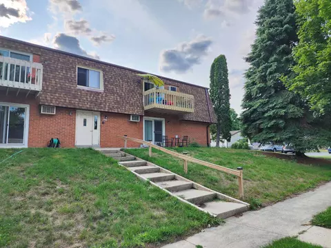 1108 Schoenhaar Dr #4, West Bend, WI 53090