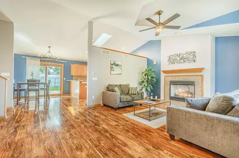 1741 Frawley Dr, Sun Prairie, WI 53590