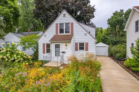 2905 Barlow St, Madison, WI 53705