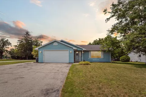 536 Danielson Dr, Darien, WI 53114