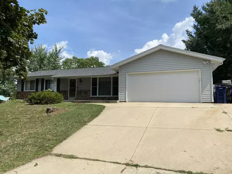 3159 Peachtree St, Janesville, WI 53548