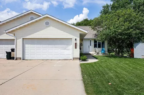 1217 Sausalito Dr, Waunakee, WI 53597