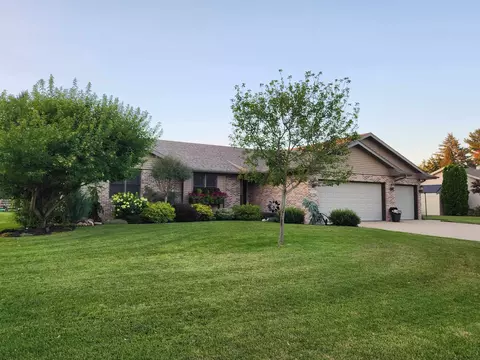 2704 Anthony Ave, Janesville, WI 53546