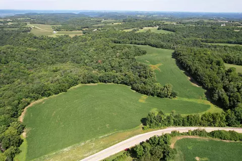 87 42 Acres Highway 82, De Soto, WI 54624