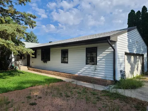 1512 Buena Vista Dr, Sun Prairie, WI 53590