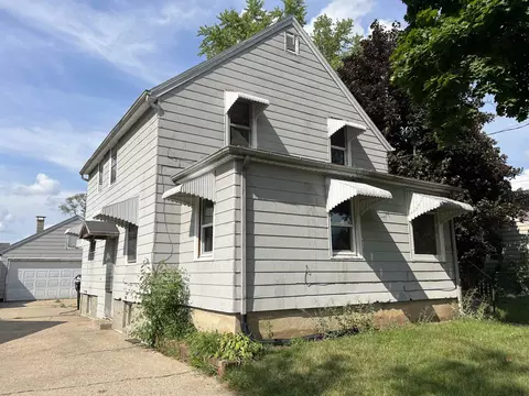1319 Middle St, Beloit, WI 53511 photo 1
