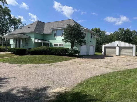 2315 E Main St, Reedsburg, WI 53959