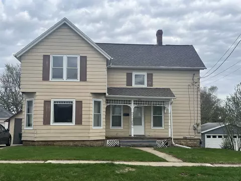 191 Vine St, Sun Prairie, WI 53590