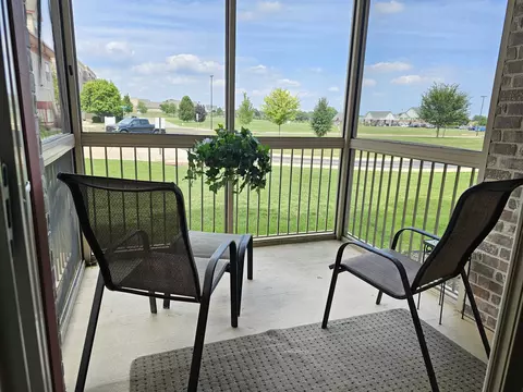 945 Old Glory Way #102, Sun Prairie, WI 53590