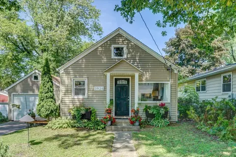 3926 Dennett Dr, Madison, WI 53714