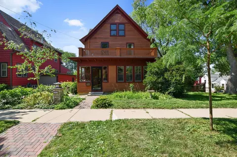 2226 Rusk St, Madison, WI 53704