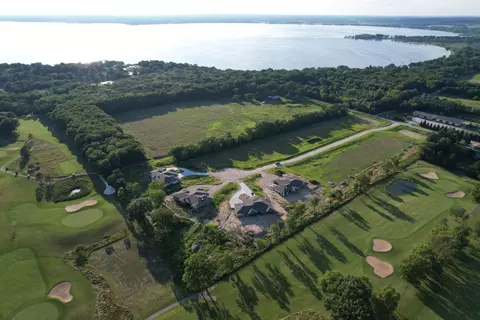 n878 Eagle Ridge Drive, Fort Atkinson, WI 53538