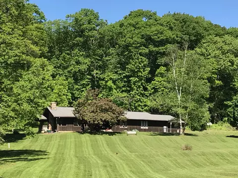n3811 Curtis Road, Mauston, WI 53948