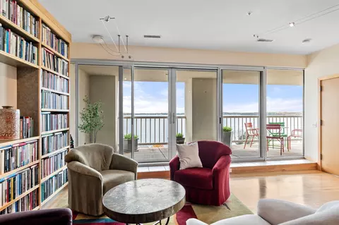155 E Wilson St #403, Madison, WI 53703