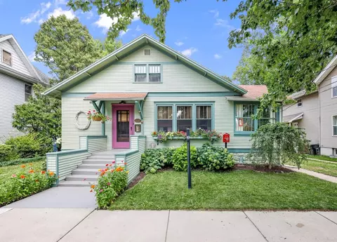207 S Madison St, Stoughton, WI 53589