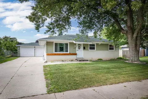 2113 Joliet St, Janesville, WI 53546