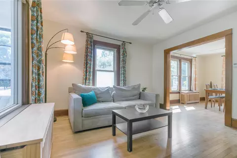 938 Osheridan St, Madison, WI 53715