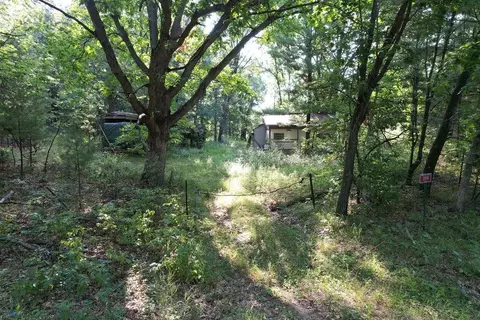2018 1st Dr, Coloma, WI 54930
