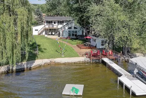 10315 N Ellendale Rd, Edgerton, WI 53534