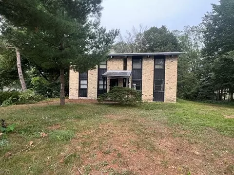 121 Charles St, Portage, WI 53901