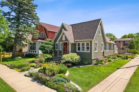 2003 Rutledge St, Madison, WI 53704