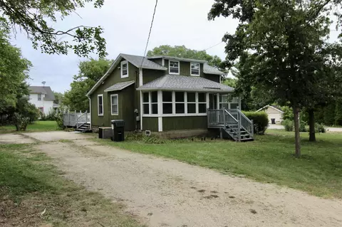 207 W Cherry St, Beloit, WI 53511