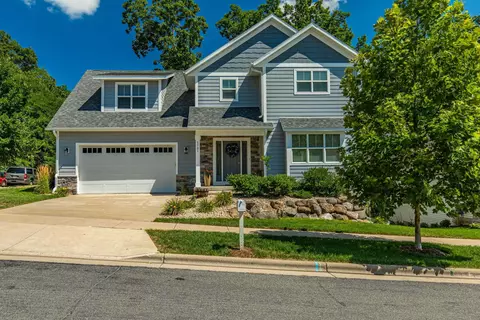 1701 Legacy Ln, Madison, WI 53719