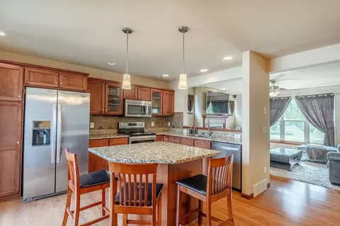 7048 Littlemore Dr, Madison, WI 53718