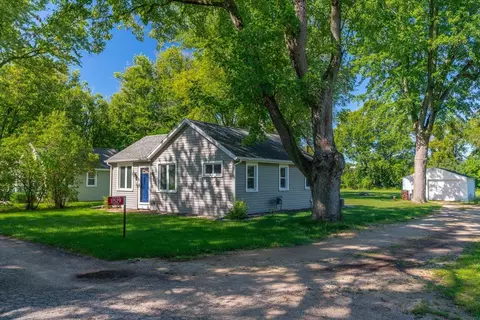 11529 N Maple Dr, Edgerton, WI 53534