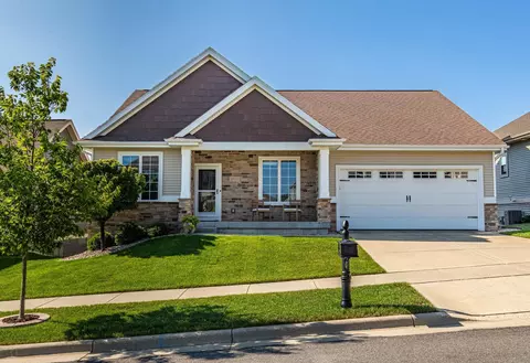 8909 Pine Hollow Pl, Verona, WI 53593