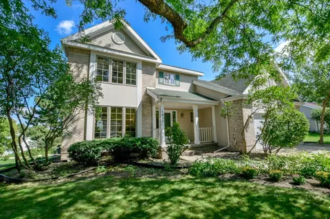 1017 Morraine View Dr, Madison, WI 53719