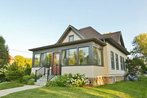 2234 15th St, Monroe, WI 53566