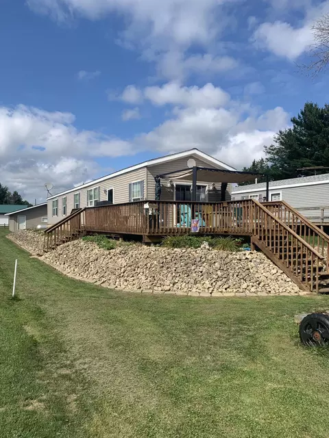 w1145 Rudys Lane, Montello, WI 53949