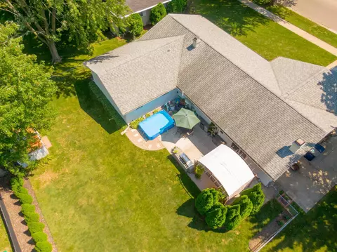 2809 Mt Zion Ave, Janesville, WI 53545