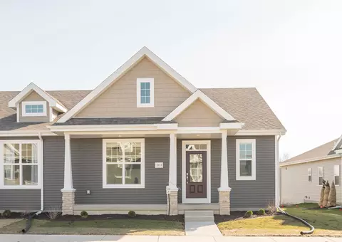 2127 Rosenberg Ln, Sun Prairie, WI 53590