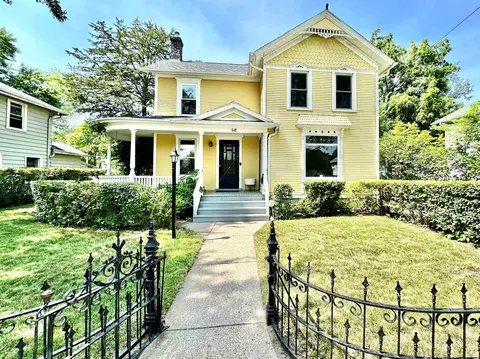 518 Lincoln St, Janesville, WI 53548
