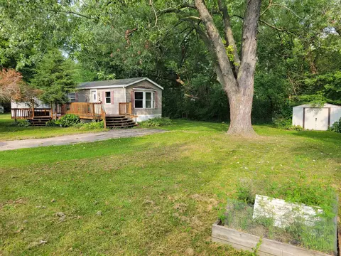 44 Ponderosa Dr, Mauston, WI 53948