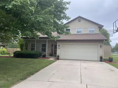 4235 Valencia Dr, Janesville, WI 53546