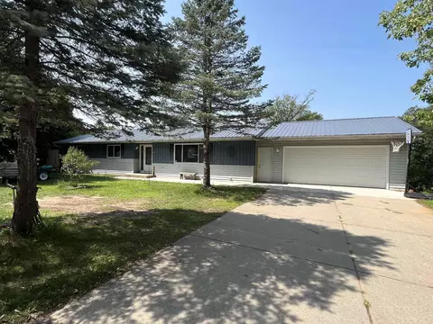 401 N Harvard Ave, Endeavor, WI 53930