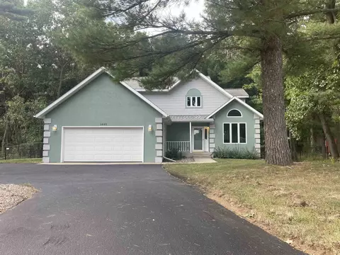 1645 Pleasant View Dr, Wisconsin Dells, WI 53965