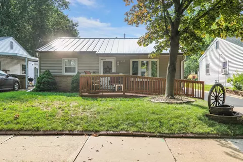 137 Leon St, Madison, WI 53714