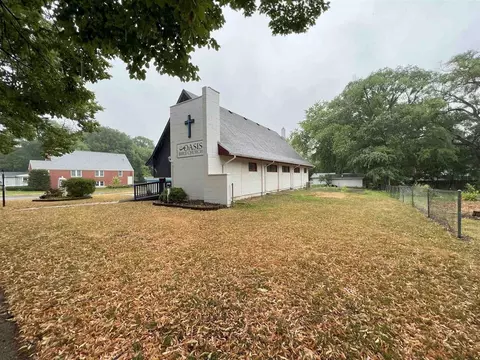 457 W Main St, Evansville, WI 53536