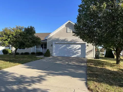 2045 Huntington Park Dr, Reedsburg, WI 53959