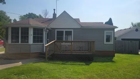 n3174 Beach Road, Lake Geneva, WI 53147