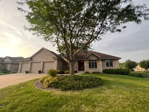 2328 Mccoomsky Ln, Sun Prairie, WI 53590