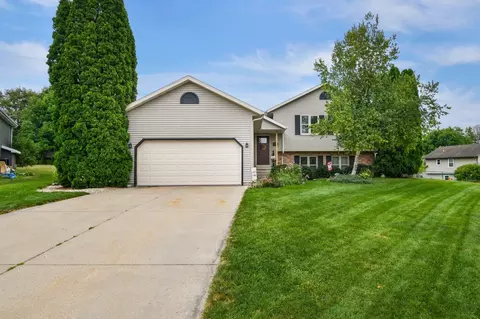 5729 Bellows Cir, Madison, WI 53716