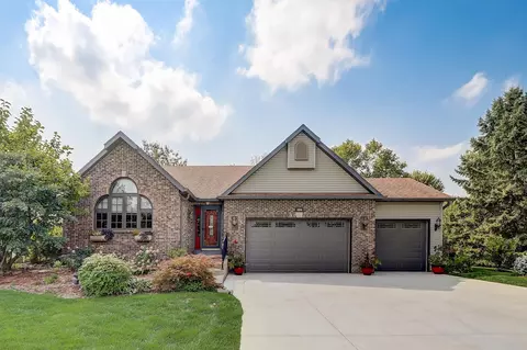 1950 Wallinford Cir, Sun Prairie, WI 53590