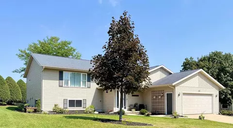 135 Westridge Pkwy, Verona, WI 53593