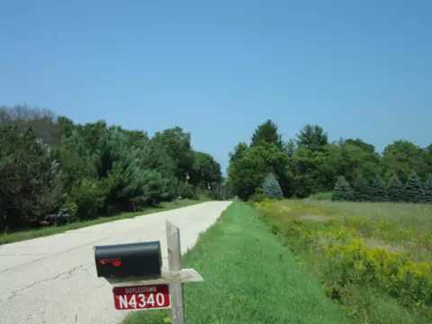 6 44 Ac Domes Rd, Rio, WI 53960