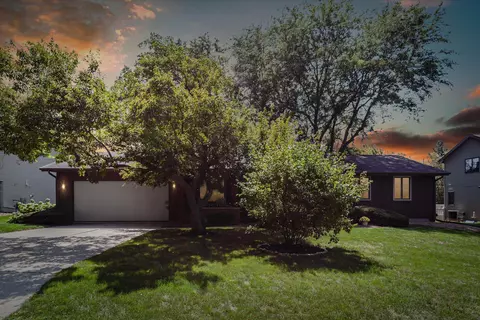 2711 Harvard Dr, Janesville, WI 53548